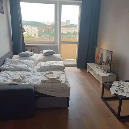 Student Apartment *